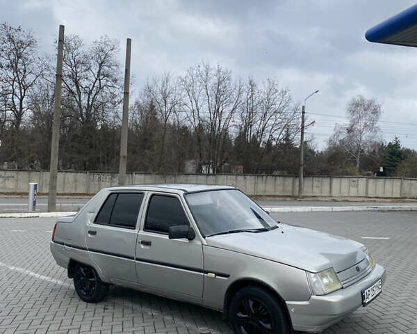 Серый ЗАЗ 1103 Славута, объемом двигателя 1.2 л и пробегом 147 тыс. км за 1000 $, фото 2 на Automoto.ua