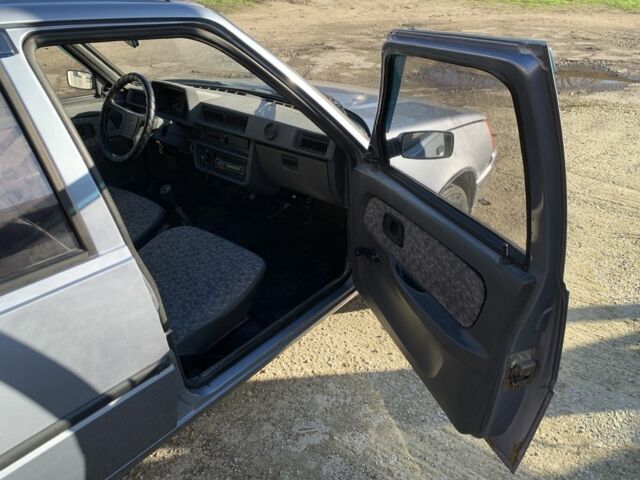 Сірий ЗАЗ 1103 Славута, об'ємом двигуна 1.2 л та пробігом 136 тис. км за 950 $, фото 14 на Automoto.ua