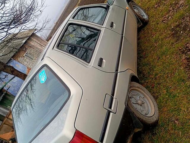 Серый ЗАЗ 1103 Славута, объемом двигателя 1.2 л и пробегом 354 тыс. км за 750 $, фото 7 на Automoto.ua