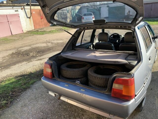 Сірий ЗАЗ 1103 Славута, об'ємом двигуна 1.2 л та пробігом 136 тис. км за 950 $, фото 12 на Automoto.ua