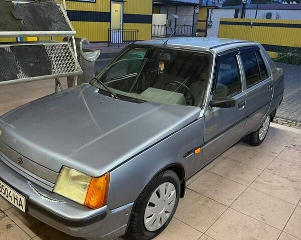 Серый ЗАЗ 1103 Славута, объемом двигателя 1.25 л и пробегом 145 тыс. км за 1300 $, фото 4 на Automoto.ua
