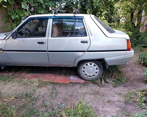 Сірий ЗАЗ 1103 Славута, об'ємом двигуна 1.3 л та пробігом 108 тис. км за 1500 $, фото 3 на Automoto.ua