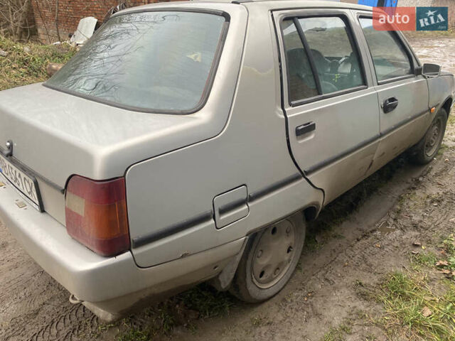 Серый ЗАЗ 1103 Славута, объемом двигателя 1.25 л и пробегом 142 тыс. км за 460 $, фото 3 на Automoto.ua