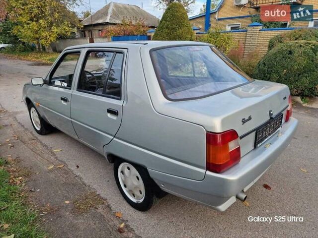 Серый ЗАЗ 1103 Славута, объемом двигателя 1.2 л и пробегом 21 тыс. км за 2250 $, фото 9 на Automoto.ua