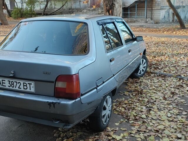 Серый ЗАЗ 1103 Славута, объемом двигателя 1.2 л и пробегом 118 тыс. км за 1310 $, фото 2 на Automoto.ua