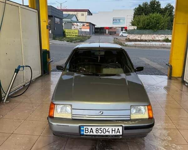 Серый ЗАЗ 1103 Славута, объемом двигателя 1.25 л и пробегом 145 тыс. км за 1300 $, фото 1 на Automoto.ua