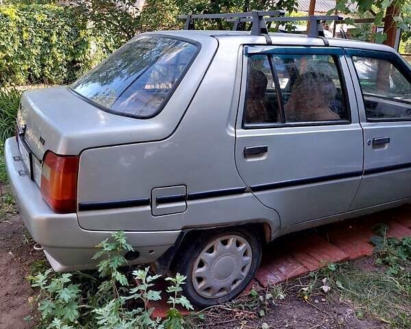 Сірий ЗАЗ 1103 Славута, об'ємом двигуна 1.3 л та пробігом 108 тис. км за 1500 $, фото 5 на Automoto.ua