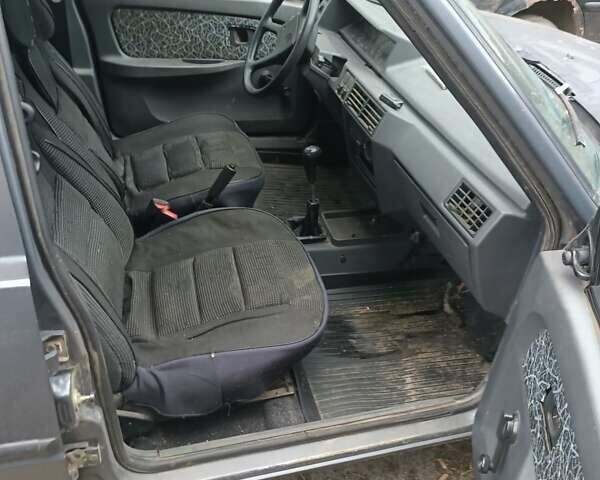 Серый ЗАЗ 1103 Славута, объемом двигателя 1.3 л и пробегом 112 тыс. км за 1200 $, фото 3 на Automoto.ua