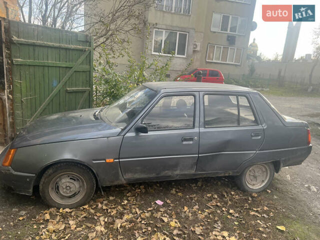 Сірий ЗАЗ 1103 Славута, об'ємом двигуна 1.3 л та пробігом 82 тис. км за 500 $, фото 2 на Automoto.ua