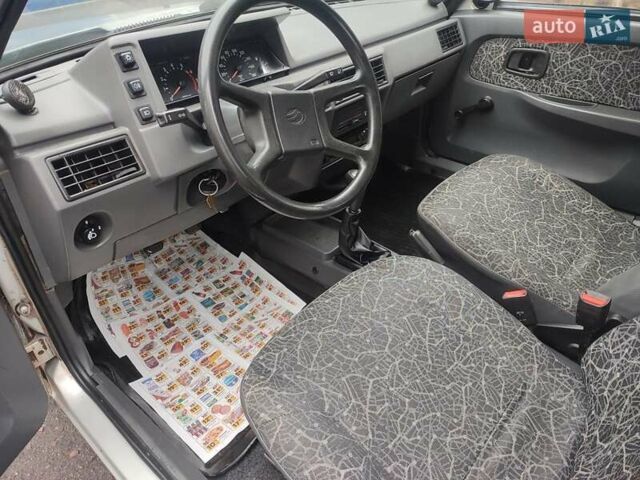 Серый ЗАЗ 1103 Славута, объемом двигателя 1.3 л и пробегом 102 тыс. км за 1650 $, фото 28 на Automoto.ua