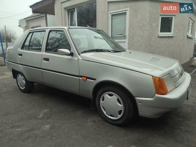 Сірий ЗАЗ 1103 Славута, об'ємом двигуна 1.3 л та пробігом 102 тис. км за 1650 $, фото 10 на Automoto.ua