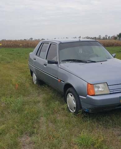 ЗАЗ 1103 Славута 2010 в Мироновке на Automoto.ua Серый ЗАЗ 1103 Славута, объемом двигателя 1.3 л и пробегом 190 тыс. км за 1080 $, фото 5 на Automoto.ua