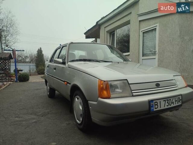 Серый ЗАЗ 1103 Славута, объемом двигателя 1.3 л и пробегом 102 тыс. км за 1650 $, фото 6 на Automoto.ua