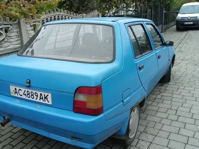 Синий ЗАЗ 1103 Славута, объемом двигателя 1.2 л и пробегом 65 тыс. км за 1000 $, фото 2 на Automoto.ua