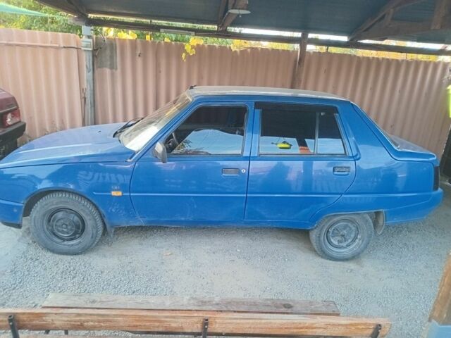 Синий ЗАЗ 1103 Славута, объемом двигателя 1.2 л и пробегом 777 тыс. км за 763 $, фото 4 на Automoto.ua