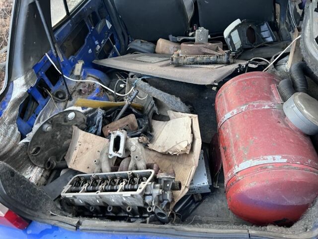 Синий ЗАЗ 1103 Славута, объемом двигателя 1.2 л и пробегом 140 тыс. км за 208 $, фото 11 на Automoto.ua