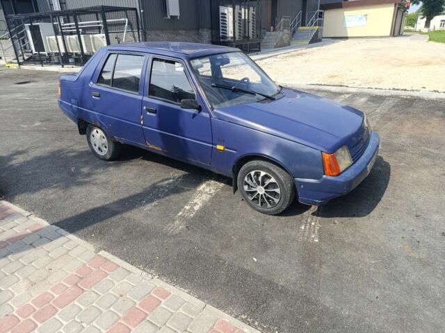 Синий ЗАЗ 1103 Славута, объемом двигателя 0 л и пробегом 107 тыс. км за 600 $, фото 1 на Automoto.ua