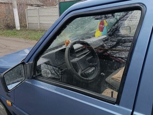 Синій ЗАЗ 1103 Славута, об'ємом двигуна 1.2 л та пробігом 180 тис. км за 1000 $, фото 9 на Automoto.ua