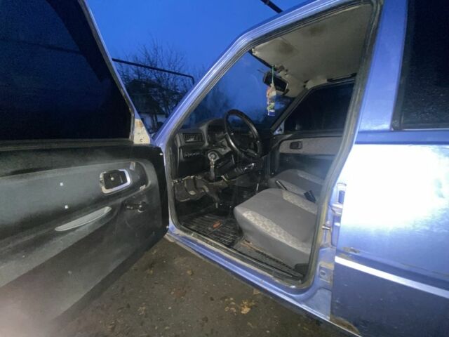 Синий ЗАЗ 1103 Славута, объемом двигателя 1.2 л и пробегом 180 тыс. км за 715 $, фото 3 на Automoto.ua