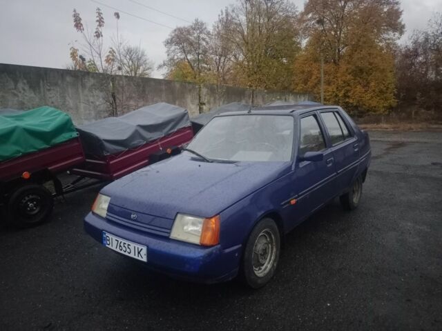 Синий ЗАЗ 1103 Славута, объемом двигателя 1.2 л и пробегом 91 тыс. км за 750 $, фото 2 на Automoto.ua