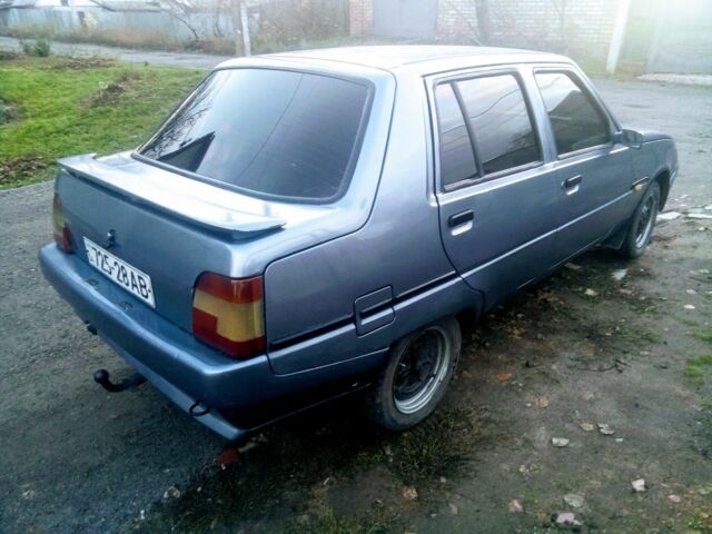 Синий ЗАЗ 1103 Славута, объемом двигателя 0 л и пробегом 150 тыс. км за 400 $, фото 2 на Automoto.ua