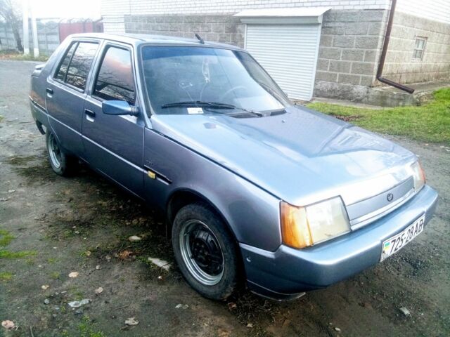 Синий ЗАЗ 1103 Славута, объемом двигателя 0 л и пробегом 150 тыс. км за 400 $, фото 1 на Automoto.ua