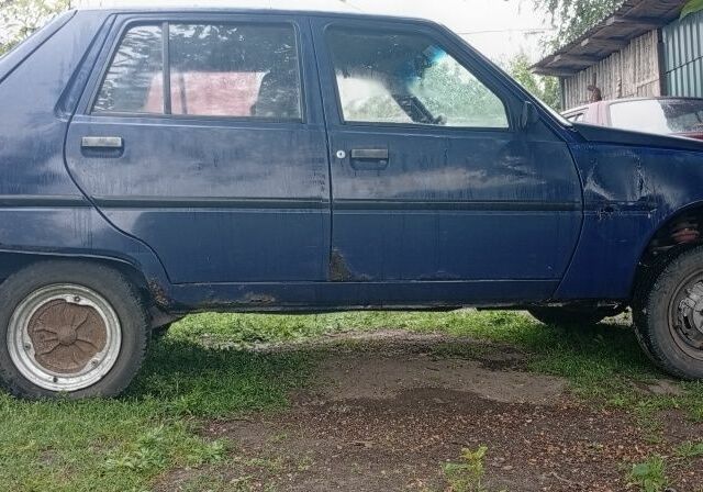 Синій ЗАЗ 1103 Славута, об'ємом двигуна 1.2 л та пробігом 120 тис. км за 178 $, фото 2 на Automoto.ua