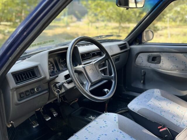 Синий ЗАЗ 1103 Славута, объемом двигателя 1.3 л и пробегом 245 тыс. км за 800 $, фото 7 на Automoto.ua