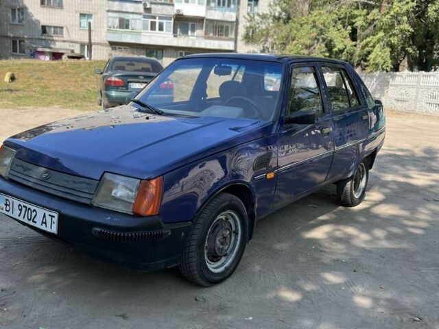 Синий ЗАЗ 1103 Славута, объемом двигателя 1.3 л и пробегом 245 тыс. км за 800 $, фото 1 на Automoto.ua
