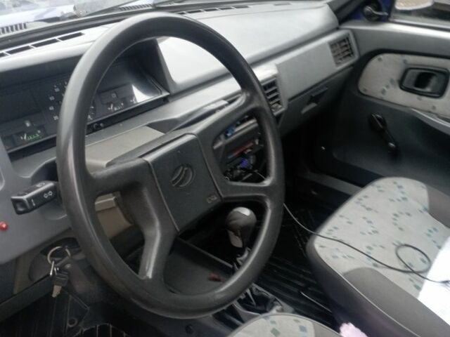 Синий ЗАЗ 1103 Славута, объемом двигателя 1.2 л и пробегом 117 тыс. км за 1121 $, фото 5 на Automoto.ua