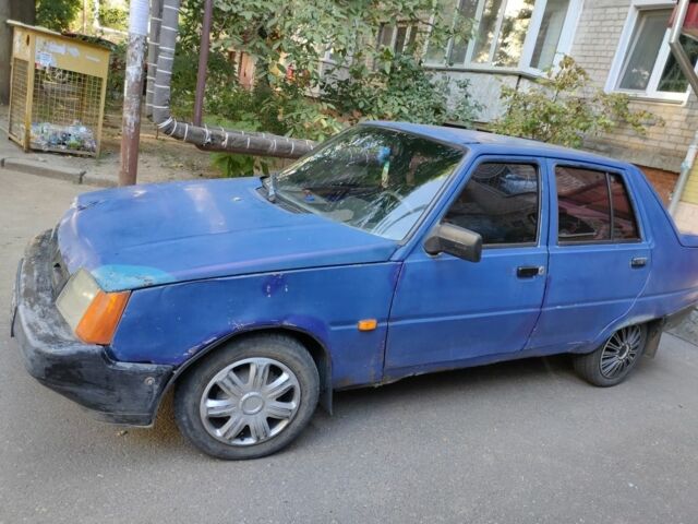 Синий ЗАЗ 1103 Славута, объемом двигателя 1.2 л и пробегом 87 тыс. км за 600 $, фото 4 на Automoto.ua