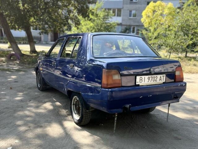 Синий ЗАЗ 1103 Славута, объемом двигателя 1.3 л и пробегом 245 тыс. км за 800 $, фото 3 на Automoto.ua