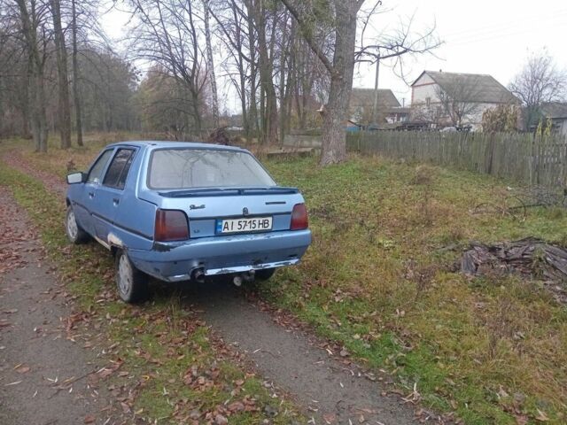 Синий ЗАЗ 1103 Славута, объемом двигателя 1.3 л и пробегом 118 тыс. км за 653 $, фото 3 на Automoto.ua