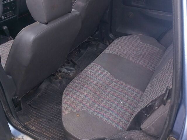 Синий ЗАЗ 1103 Славута, объемом двигателя 1.3 л и пробегом 118 тыс. км за 653 $, фото 5 на Automoto.ua