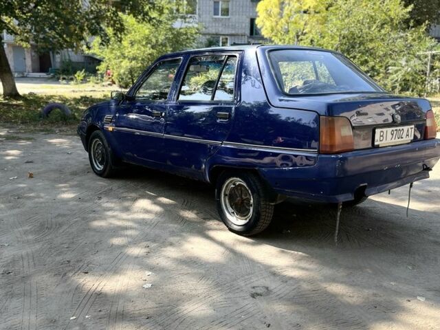 Синий ЗАЗ 1103 Славута, объемом двигателя 1.3 л и пробегом 245 тыс. км за 800 $, фото 6 на Automoto.ua