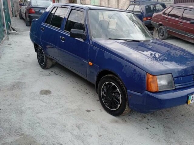 Синий ЗАЗ 1103 Славута, объемом двигателя 1.2 л и пробегом 3 тыс. км за 1000 $, фото 3 на Automoto.ua