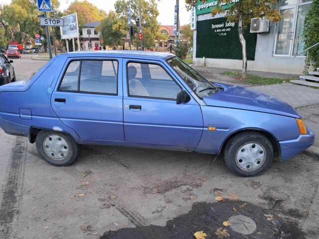 Синий ЗАЗ 1103 Славута, объемом двигателя 0 л и пробегом 107 тыс. км за 1046 $, фото 10 на Automoto.ua