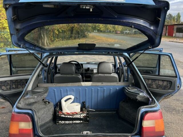 ЗАЗ 1103 Славута 2003 в Кропивницком (Кировограде) на Automoto.ua Синий ЗАЗ 1103 Славута, объемом двигателя 1.2 л и пробегом 169 тыс. км за 600 $, фото 9 на Automoto.ua