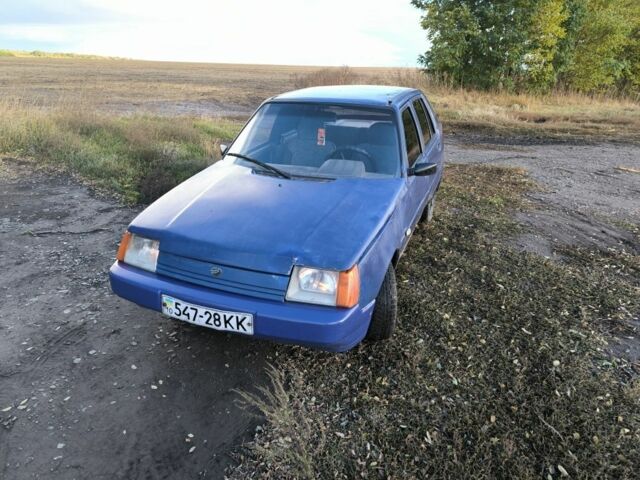 Синий ЗАЗ 1103 Славута, объемом двигателя 1.2 л и пробегом 112 тыс. км за 624 $, фото 2 на Automoto.ua