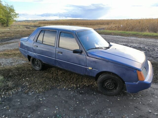 Синий ЗАЗ 1103 Славута, объемом двигателя 1.2 л и пробегом 112 тыс. км за 624 $, фото 1 на Automoto.ua