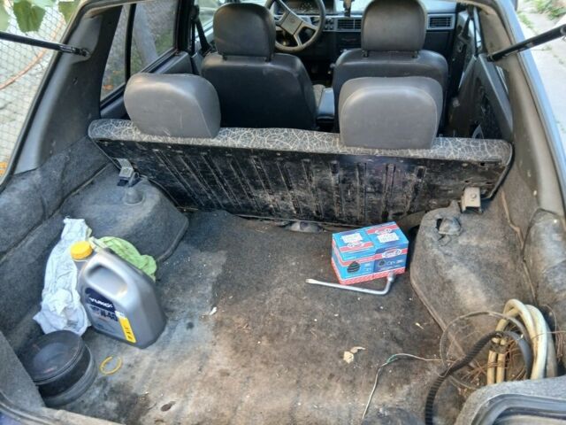 Синий ЗАЗ 1103 Славута, объемом двигателя 1.2 л и пробегом 157 тыс. км за 761 $, фото 4 на Automoto.ua