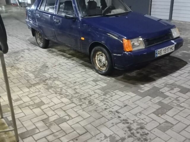 Синий ЗАЗ 1103 Славута, объемом двигателя 1.2 л и пробегом 1 тыс. км за 605 $, фото 4 на Automoto.ua