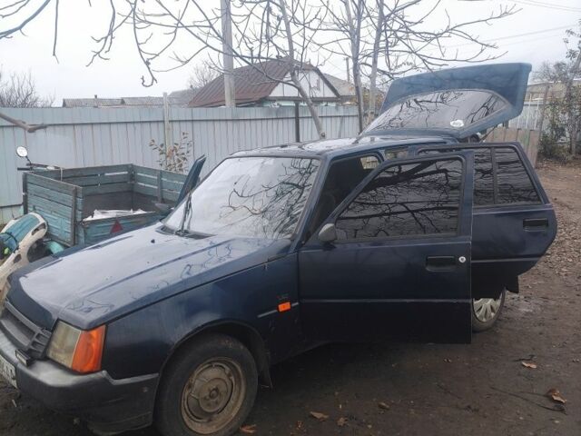 Синій ЗАЗ 1103 Славута, об'ємом двигуна 1.2 л та пробігом 180 тис. км за 750 $, фото 1 на Automoto.ua