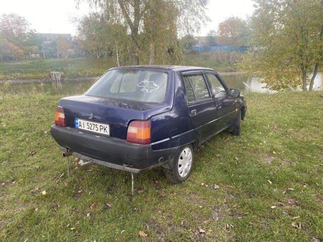 Синий ЗАЗ 1103 Славута, объемом двигателя 1.2 л и пробегом 165 тыс. км за 950 $, фото 2 на Automoto.ua