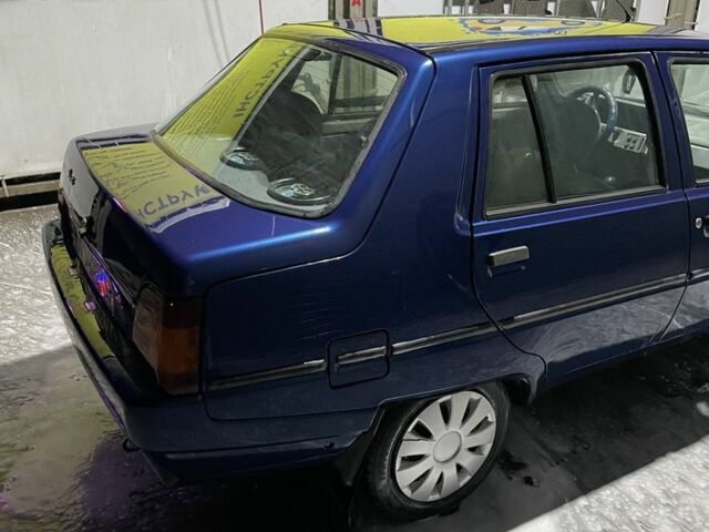 Синий ЗАЗ 1103 Славута, объемом двигателя 1.2 л и пробегом 150 тыс. км за 640 $, фото 2 на Automoto.ua