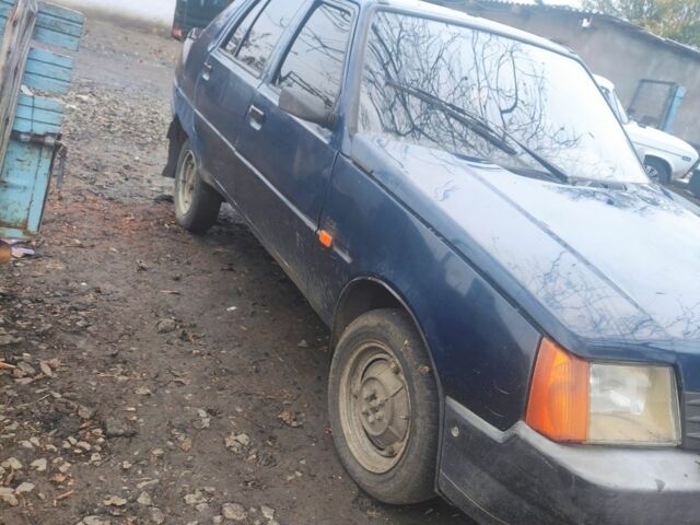 Синій ЗАЗ 1103 Славута, об'ємом двигуна 1.2 л та пробігом 180 тис. км за 750 $, фото 3 на Automoto.ua