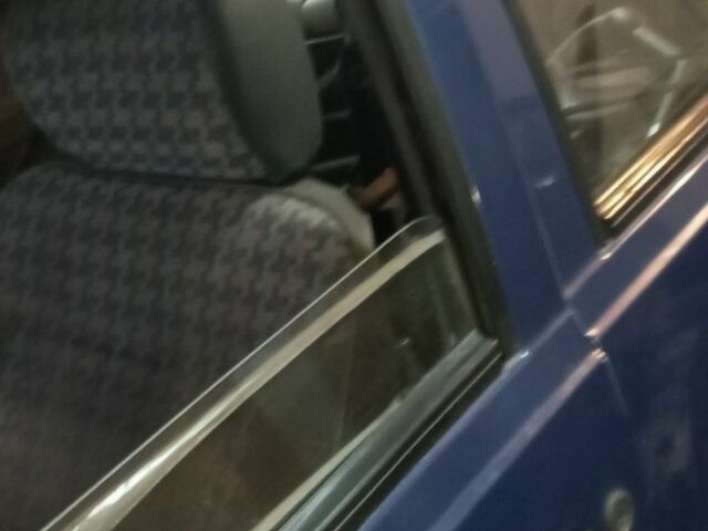 Синий ЗАЗ 1103 Славута, объемом двигателя 1.2 л и пробегом 10 тыс. км за 239 $, фото 3 на Automoto.ua