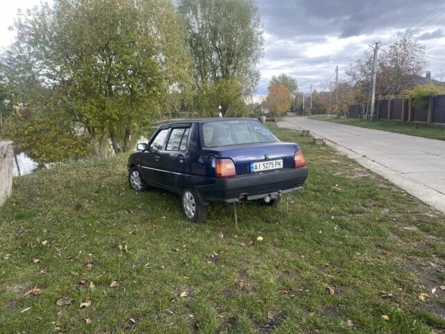 Синий ЗАЗ 1103 Славута, объемом двигателя 1.2 л и пробегом 165 тыс. км за 950 $, фото 3 на Automoto.ua