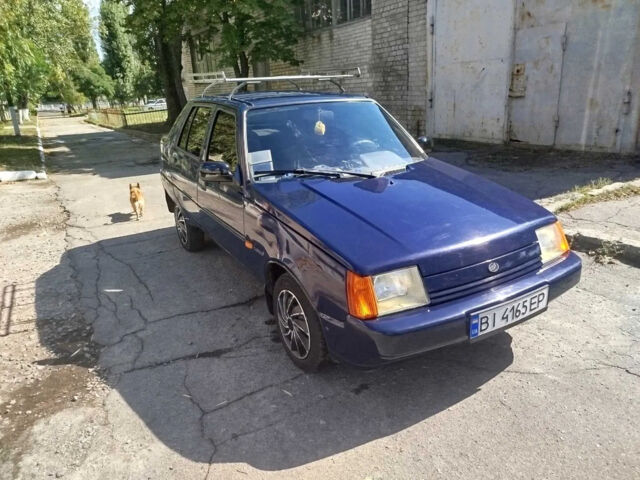 Синий ЗАЗ 1103 Славута, объемом двигателя 1.2 л и пробегом 60 тыс. км за 1577 $, фото 3 на Automoto.ua