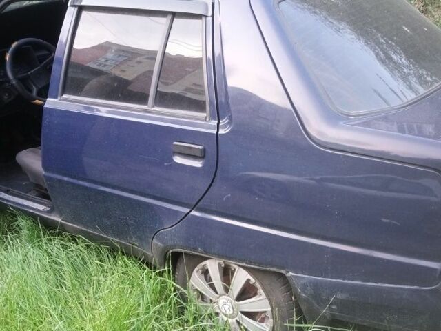 Синий ЗАЗ 1103 Славута, объемом двигателя 0 л и пробегом 79 тыс. км за 800 $, фото 6 на Automoto.ua